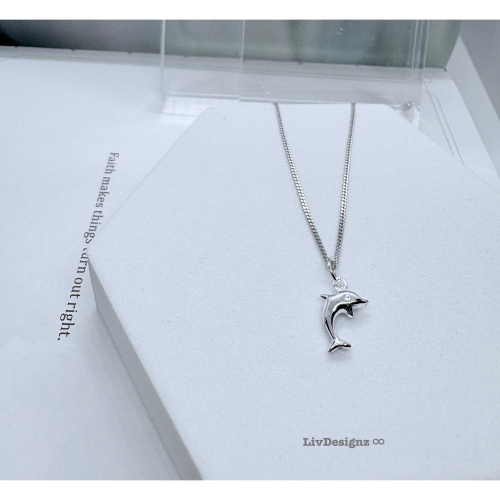 LivDesignz-現貨-925純銀義大利銀項鍊-海洋系列-925純銀海豚項鍊-細節圖2