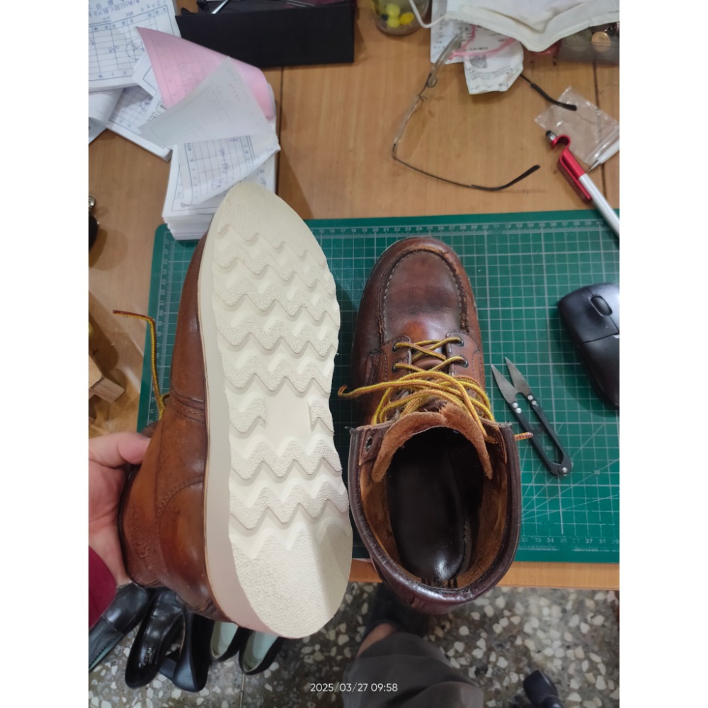 Timberland，RedWing天柏倫靴 換白底修鞋，修理鞋底-細節圖2
