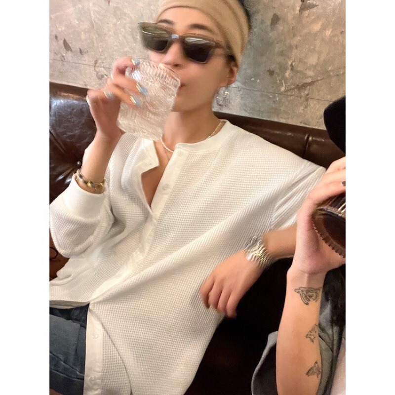 現貨 實拍LOVE MOM華夫格肌理感隨性排釦開襟上衣啾咪史派克黑妞私藏-細節圖8