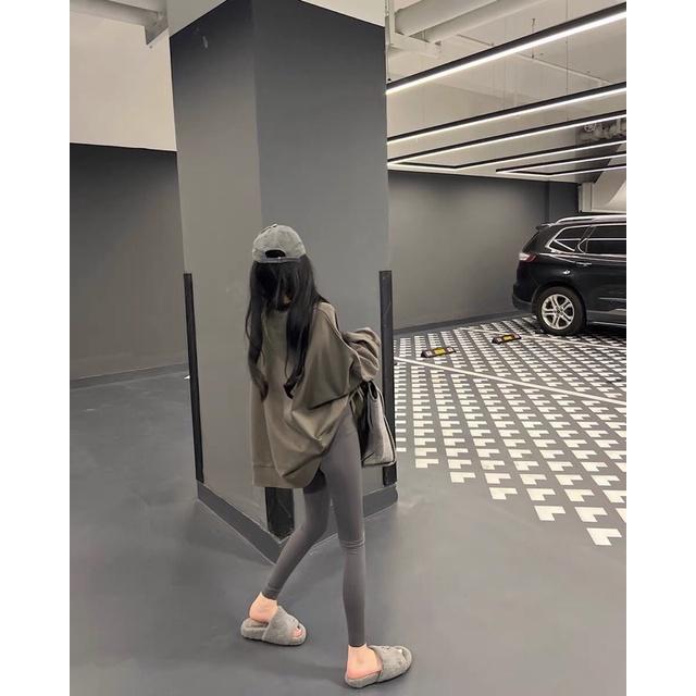 現貨+預購🔥質感Oversize休閒寬鬆T 內搭褲 長袖T 長版T 寬鬆上衣 休閒T 長褲 休閒褲 瑜珈褲 緊身褲 鯊魚-細節圖4