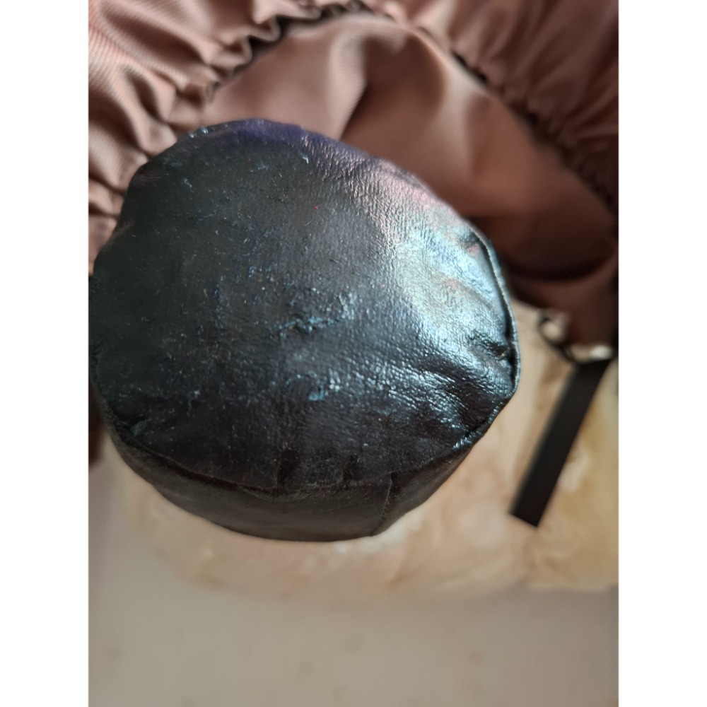 日本製進口 絕版Hello kitty 古典造型西洋娃娃有編號236的夢幻逸品 現貨一隻 二手〔有外盒〕-細節圖4