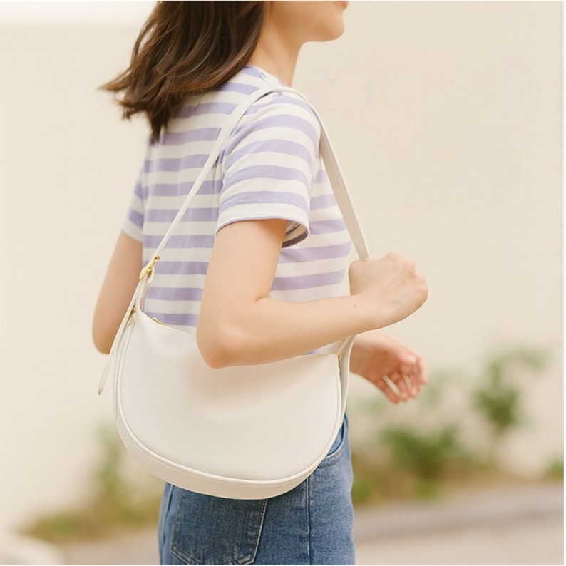 百搭單肩包 月牙包 水餃包 包包 包包女 餃子包 馬鞍包 單肩包 側背包 流浪包 斜背包 半月包 腋下包 女包 斜背包-細節圖5