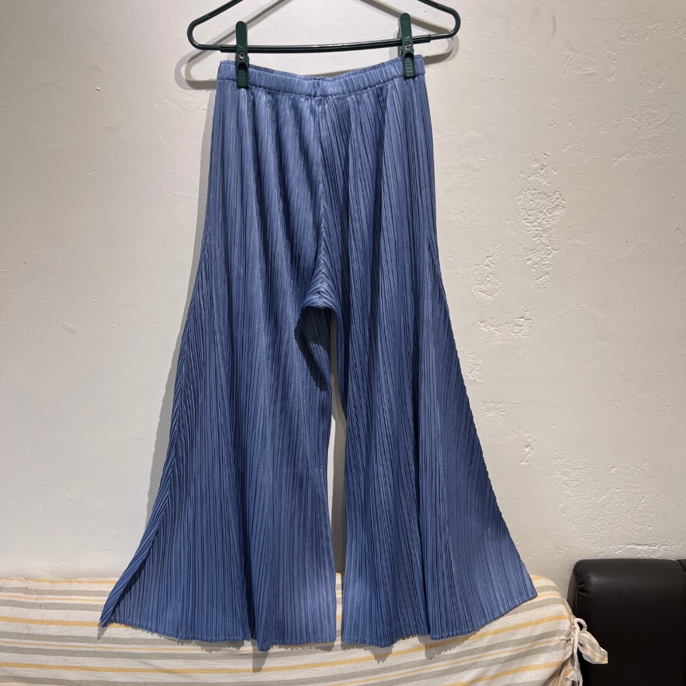 Issey miyake 三宅一生 水藍傘狀褲-細節圖2