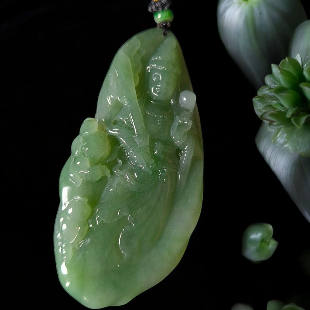 天然緬甸A貨翡翠 滿綠持劍觀音 種老起膠 化底無棉 法相莊嚴 大師工藝附證書 收藏盒-細節圖4