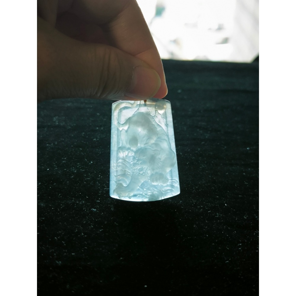 【天然緬甸A貨翡翠｜冰玻種淡紫羅蘭 下山虎】附台灣證書＋陸檢證書＋收藏盒＋18K金扣頭-細節圖3