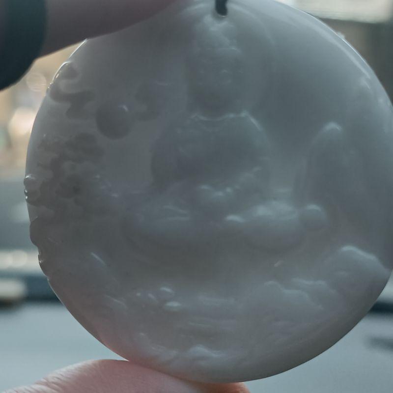 天然緬甸A貨翡翠 牛奶白自在觀音 山水觀音 雙面雕鐲心料 出清價 尺寸 52.7*11.3  附證書-細節圖8