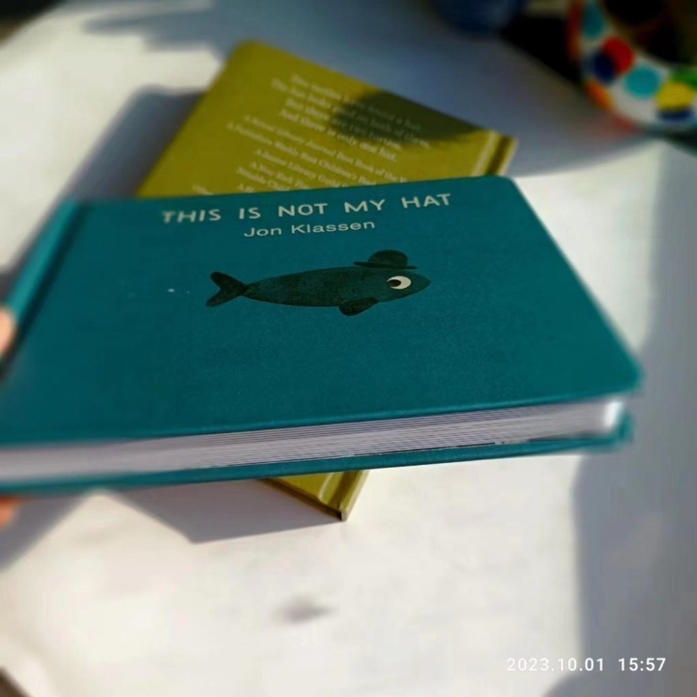 贈音檔🍀獲獎英文經典繪本This Is Not My Hat 🍀美國B&N獨家版🍀Jon Klassen🍀缺書店-細節圖3