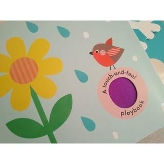 英文硬頁觸碰書Baby Touch: Seasons : A touch-an d-feel playbook 缺書店-細節圖9