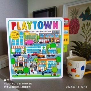 英文硬頁翻翻操作書A Lift-the-Flap book系列 Playtown/Emergency/airport-規格圖8