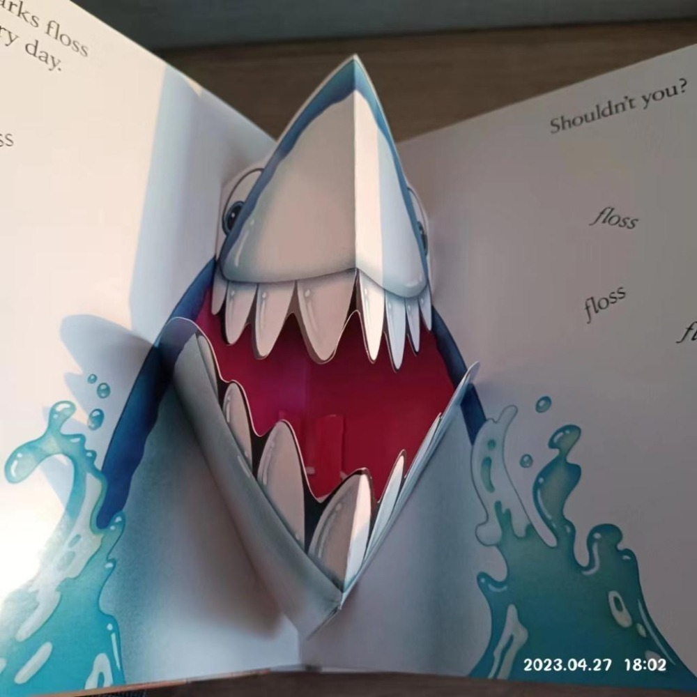 英文立體操作互動書🍀A POP UP BOOK: Brush Your Teeth Please養成刷牙習慣🍀缺書店-細節圖2