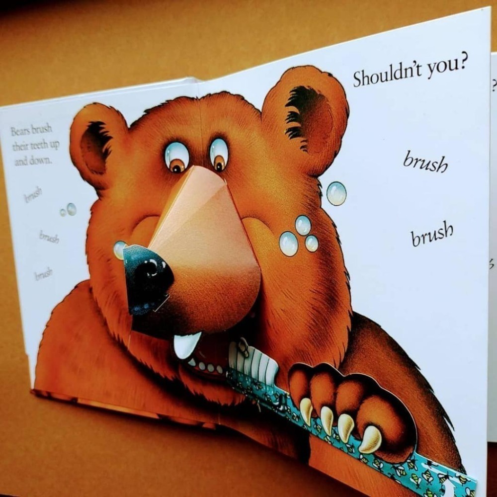 英文立體操作互動書🍀A POP UP BOOK: Brush Your Teeth Please養成刷牙習慣🍀缺書店-細節圖3