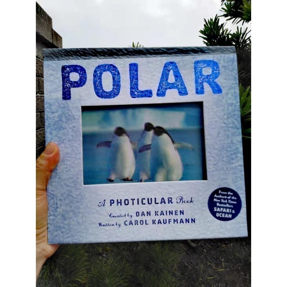 缺書店🍀精裝英文Polar: A Photicular Book極地動物🍀多視角3D 立體影像書-細節圖3