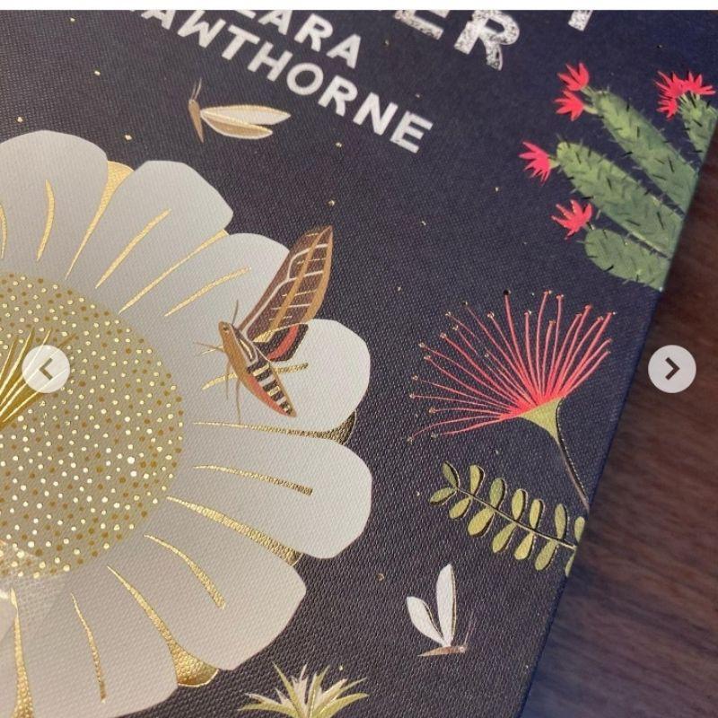 現貨🍀精裝英文科普知識繪本🍀The Night Flower沙漠自然世界的現象Lara Hawthorne清新畫風-細節圖3