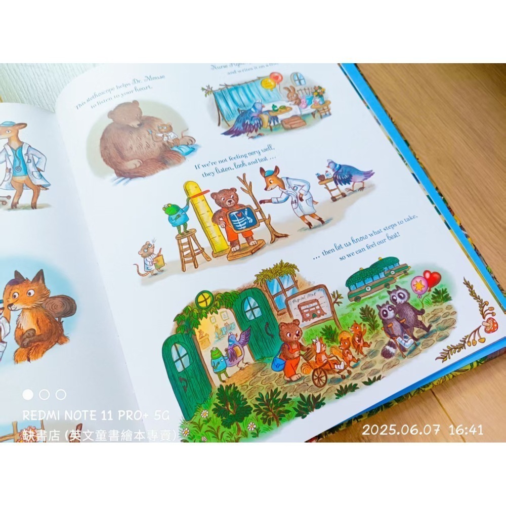 精裝英文繪本🍀It＇s Busy Down in the Woods Todays尋找超過100個隱藏物品🍀缺書店-細節圖5