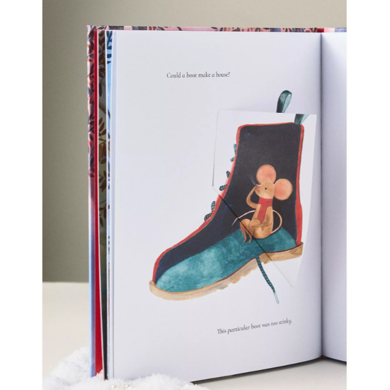 精裝英文繪本The House with the Little Red Door 🍀22個驚喜翻頁互動設計🍀缺書店-細節圖10