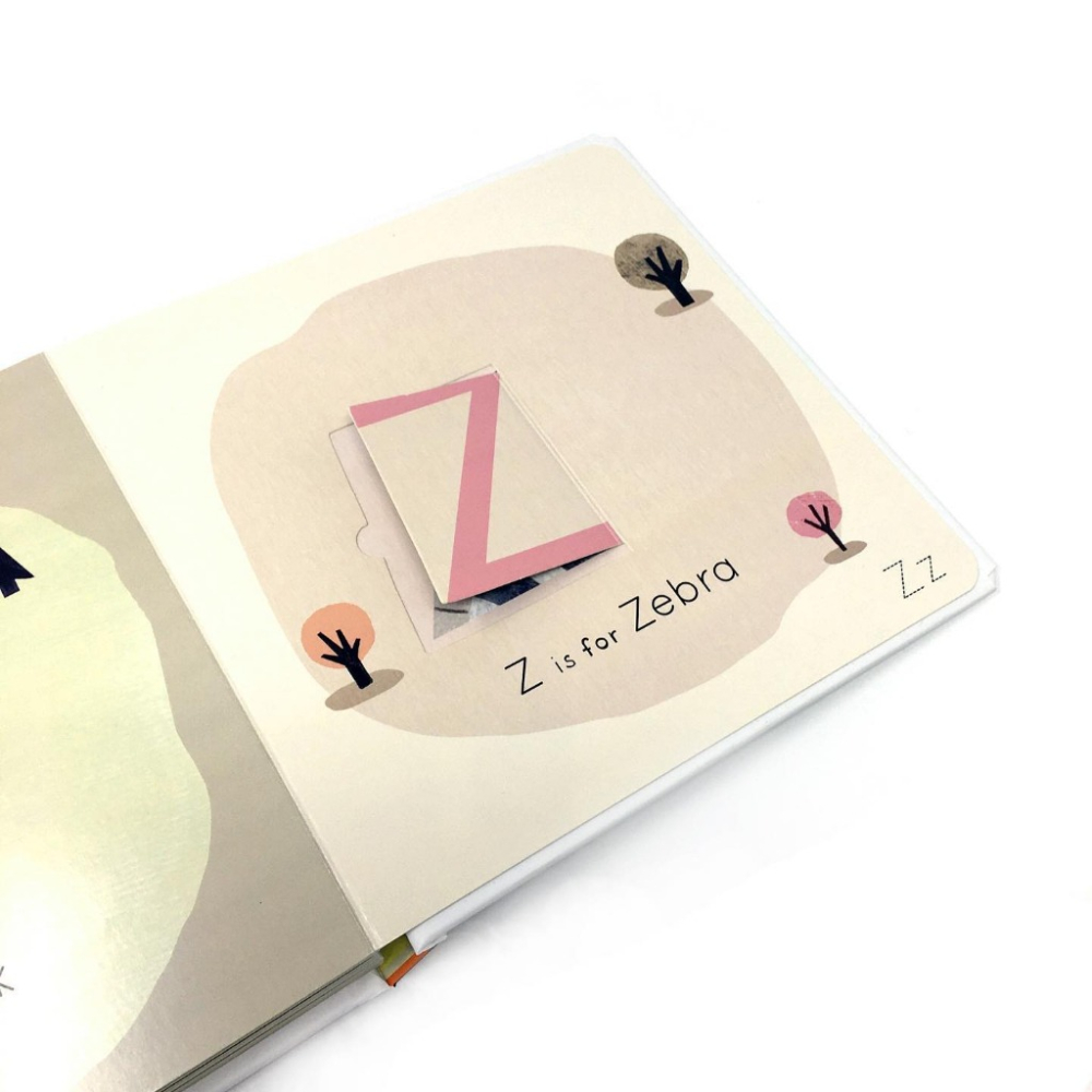 缺書店🍀英文字母動物書 A TO Z: An Alphabet of Animals 每頁有大片翻翻頁🍀海外補貨中-細節圖3