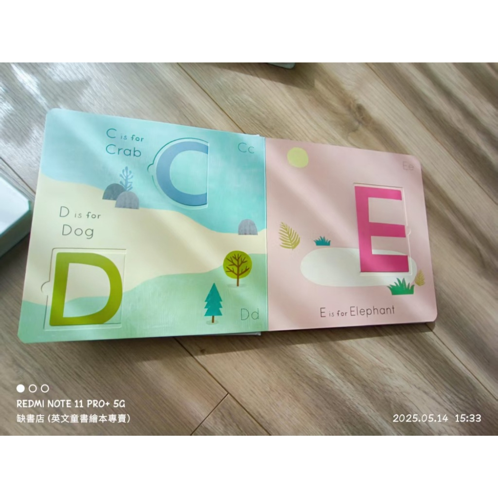 缺書店🍀英文字母動物書 A TO Z: An Alphabet of Animals 每頁有大片翻翻頁🍀海外補貨中-細節圖8