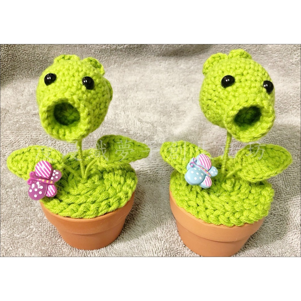 豌豆射手 毛線花 盆栽 成品『漫漫織夢』 植物大戰殭屍 仿真花 辦公桌 舒壓 花盆 人造花 擺飾 擺件 裝飾 臺灣鉤織-細節圖3