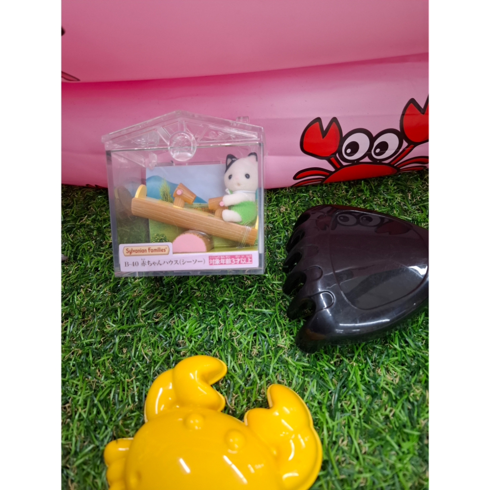 森林家族-嬰兒蹺蹺板提盒（木炭貓坐寶）-細節圖2