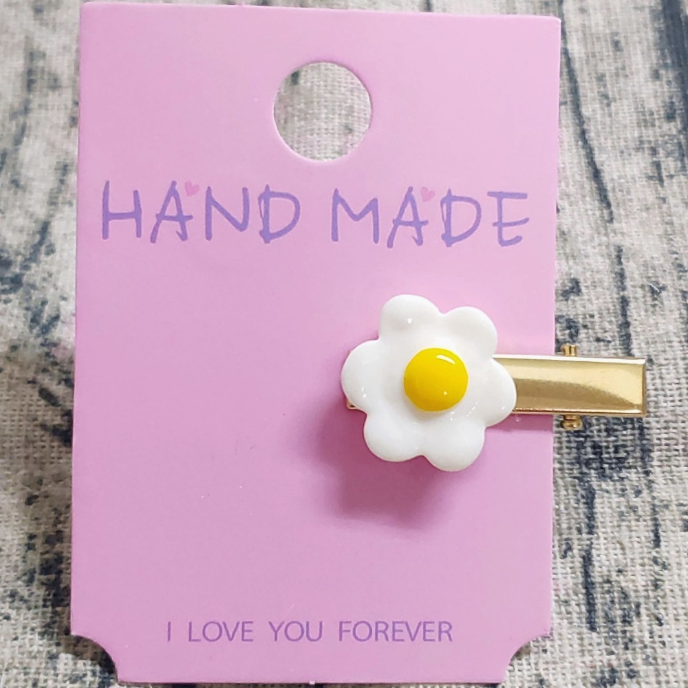 💕小V購物💕【手作髮夾系列 - 荷包蛋小花髮夾】 3cm手作髮夾 奶油膠髮夾 可愛髮夾 卡通髮夾 韓系髮夾 鴨嘴夾-細節圖2