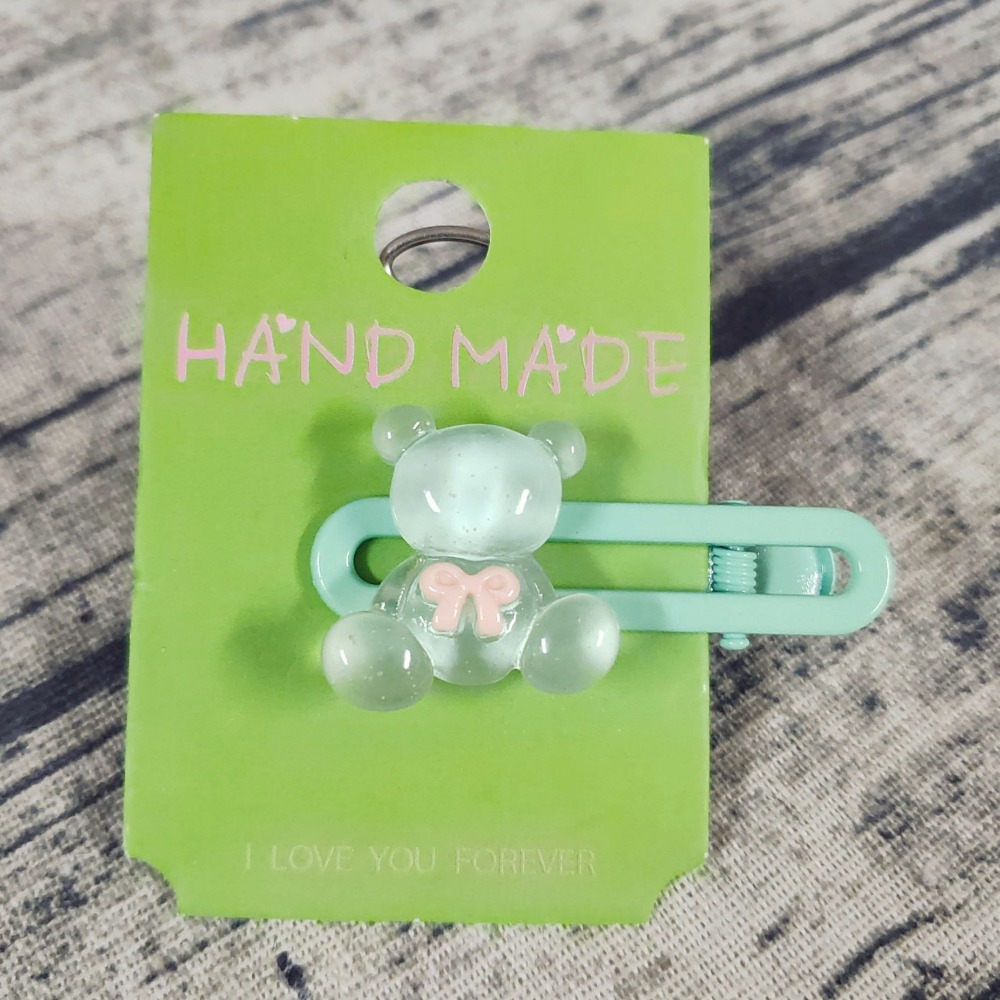 💕小V購物💕【手作髮夾系列 - 冰透小熊髮夾】 手作髮夾 奶油膠髮夾 可愛髮夾 卡通髮夾 韓系髮夾 鴨嘴夾 現貨 d-規格圖7
