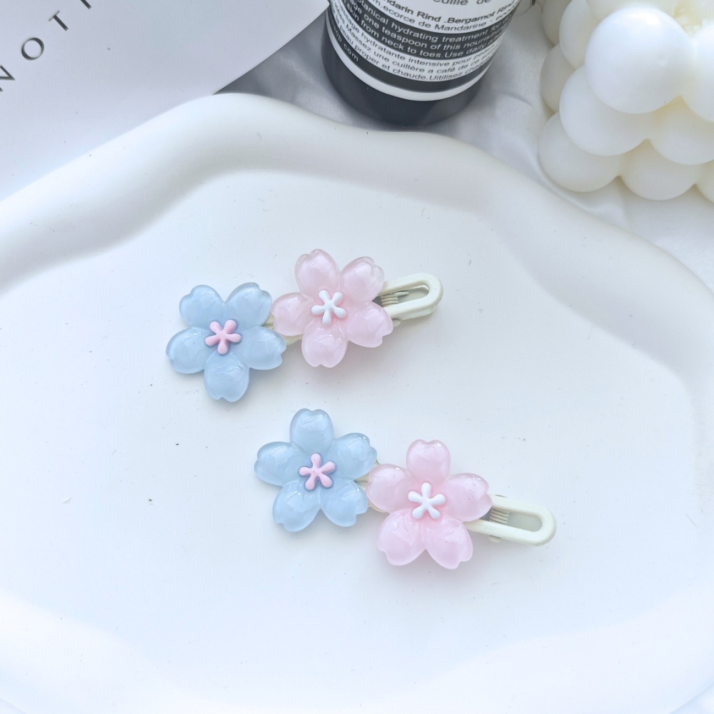 💕小V購物網💕 【一組2支】果凍櫻花髮夾 甜美邊夾花朵髮飾髮夾 瀏海邊夾 櫻花 甜美 花朵 鴨嘴夾 果凍 雙色櫻花-細節圖5