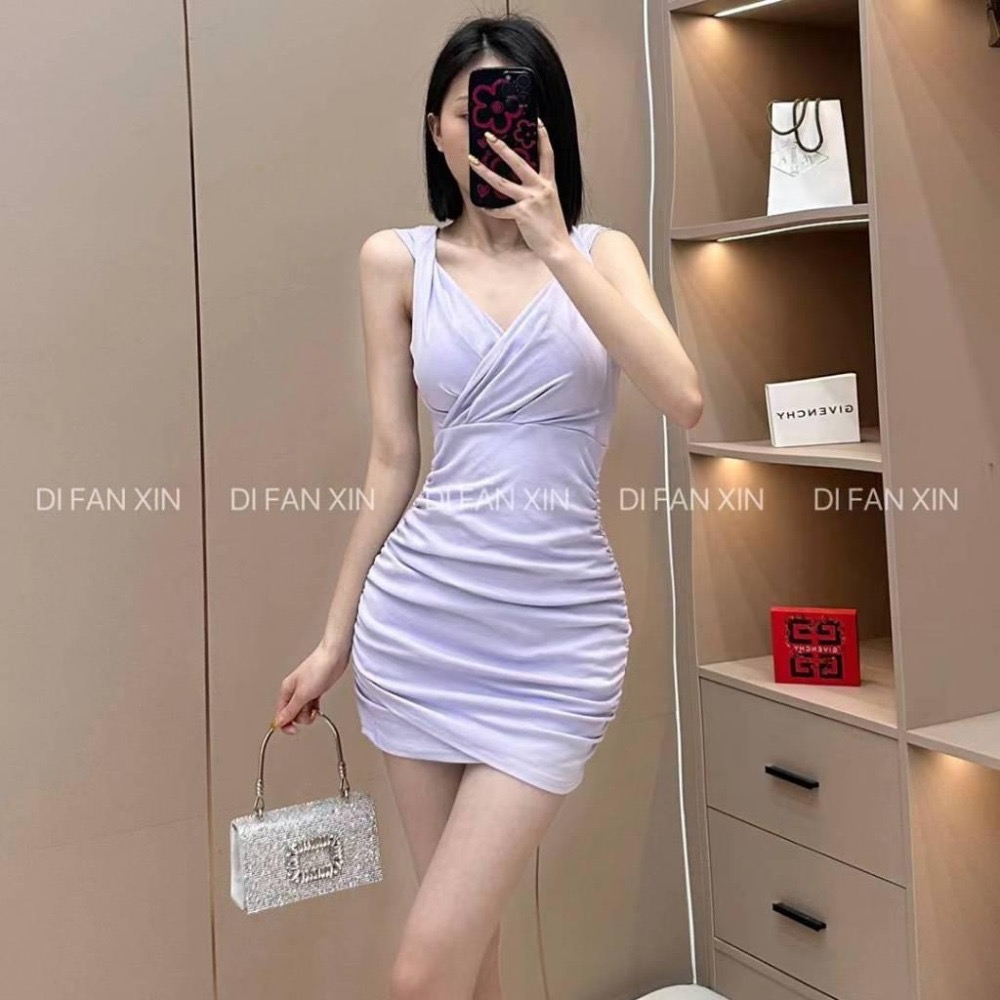 N-1109 𝓢𝓱𝓸𝓹 現貨🏷韓國同步🛒韓系V領氣質無袖皺褶顯瘦連身洋-細節圖7