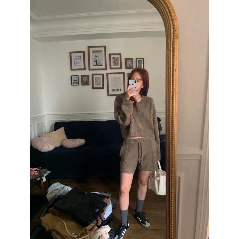 N-1109 𝓢𝓱𝓸𝓹 🏷現貨質感超彈歐美個性印花上衣-細節圖5