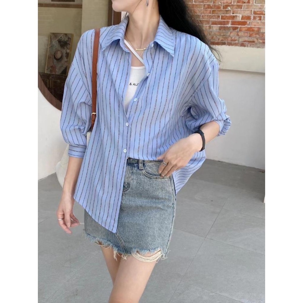 N-1109 𝓢𝓱𝓸𝓹 現貨🏷字母造型條紋襯衫+不規則短版背心兩件套-細節圖3