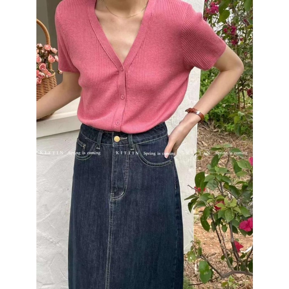 N-1109 𝓢𝓱𝓸𝓹 現貨🏷 V領親膚柔軟短袖針織上衣-細節圖5