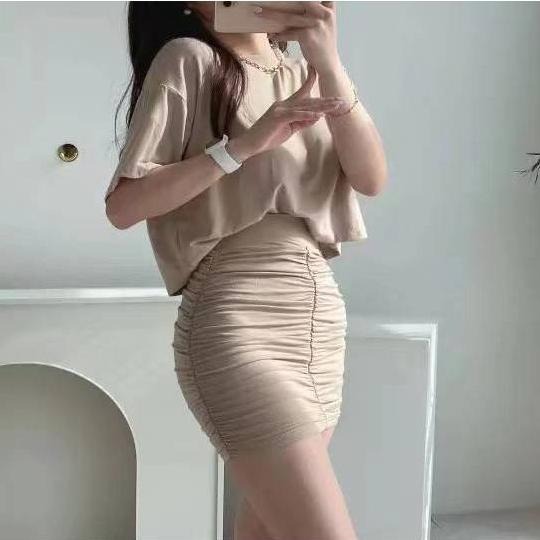 N-1109 𝓢𝓱𝓸𝓹 現貨🏷韓版🛒休閒簡約圓領上衣+褶皺包裙套裝-細節圖4