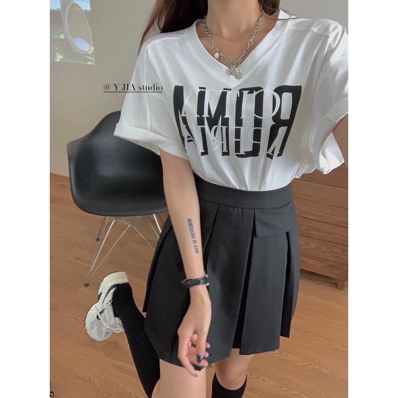 N-1109 𝓢𝓱𝓸𝓹 現貨🏷 V領印花字母百褶短裙套裝-細節圖5