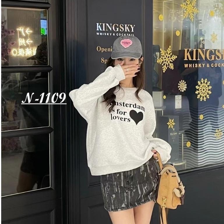 N-1109 𝓢𝓱𝓸𝓹 現貨🏷韓版質感刷毛愛心印花圓領上衣-細節圖5