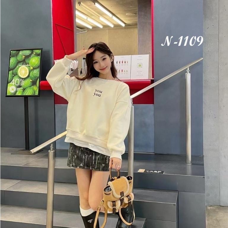 N-1109 𝓢𝓱𝓸𝓹 現貨🏷 you刷毛拼接圓領衛衣大學T-細節圖2