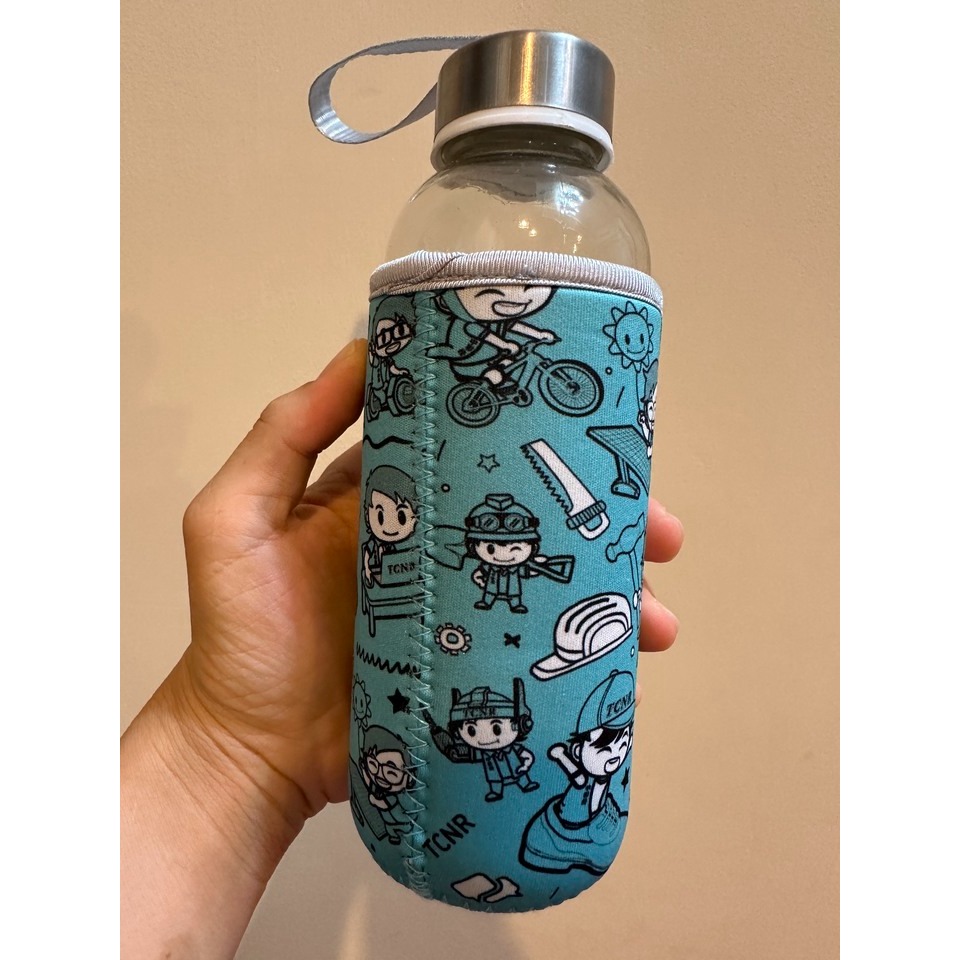 [售] 玻璃水瓶.旋轉蓋,可提 (附專屬瓶套) 限量-細節圖2