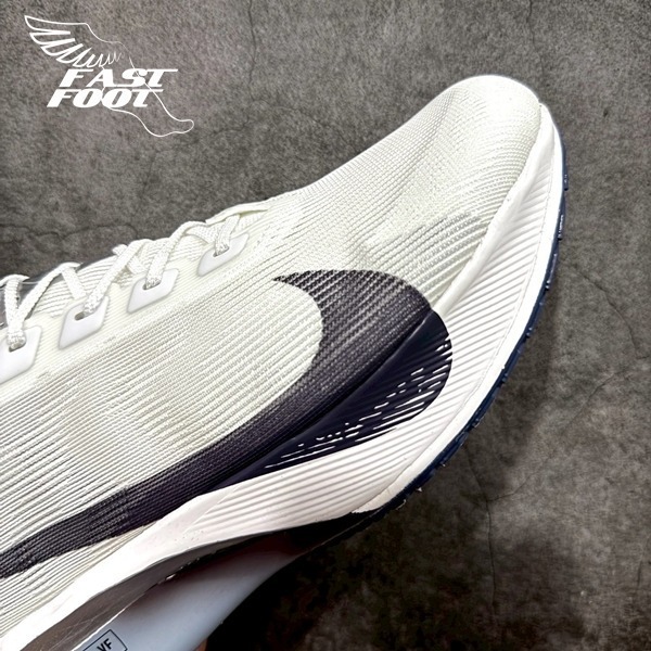 快腳🔎 Nike  ZoomX Vaporfly Next% 4 飛線 慢跑鞋 HF6412-100 淺灰-細節圖5