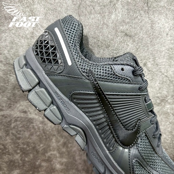 快腳🔎 NIKE ZOOM VOMERO 5 男生 黑色 碳黑 慢跑鞋 BV1358-003-細節圖6
