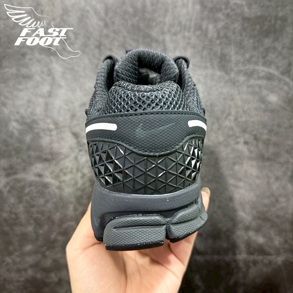 快腳🔎 NIKE ZOOM VOMERO 5 男生 黑色 碳黑 慢跑鞋 BV1358-003-細節圖9