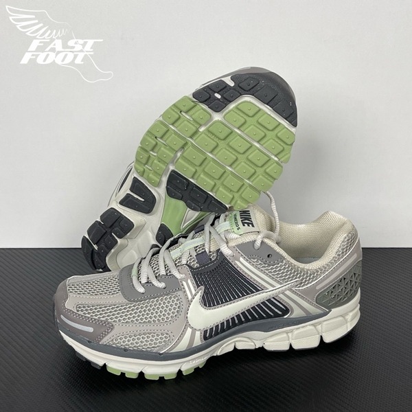 快腳🔎 NIKE W ZOOM VOMERO 5 老爹鞋 灰黑綠 慢跑鞋 FB8825-001-細節圖7