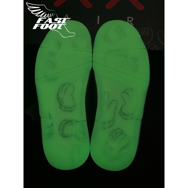 快腳🔎 Jordan 4 Retro x Kaws 聯名 灰麂皮 夜光底 930155 003 超級限定-細節圖11