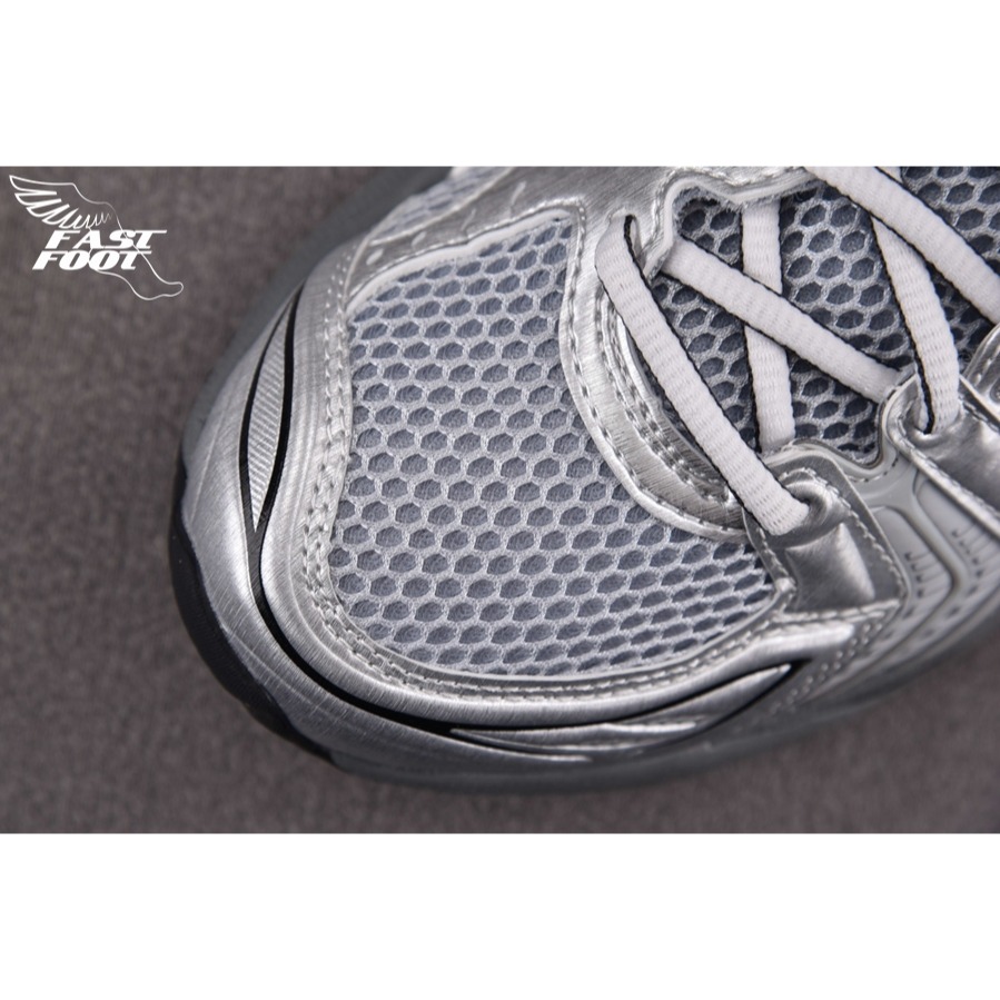 快腳🔎 聯名款 UR X ASICS GEL KAYANO 14 亞瑟士 銀黑灰 液態銀 1203A706-020-細節圖4