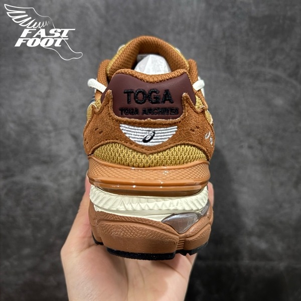 快腳🔎 asics x TOGA GEL-CUMULUS 16 TG 聯名 棕色 銀飾 1203A838-200-細節圖8