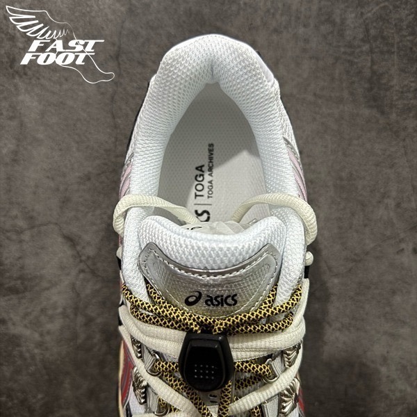 快腳🔎 asics x TOGA GEL-CUMULUS 16 TG 聯名 白銀 銀飾 1203B115-100-細節圖7