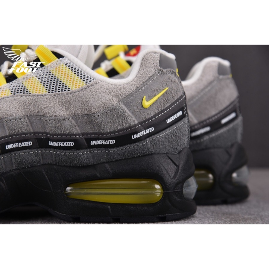 快腳🔎 UNDEFEATED × Nike Air Max 95 SP 灰黃 超強聯名 IB4523-004-細節圖7