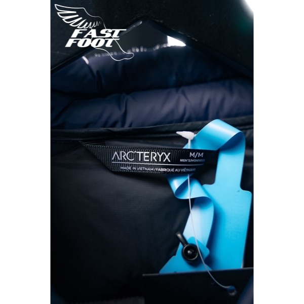 快腳🔎 ARCTERYX 始祖鳥 Cerium  VEST 羽絨背心 鵝絨 立領 保暖背心 藍 有尺寸表-細節圖4