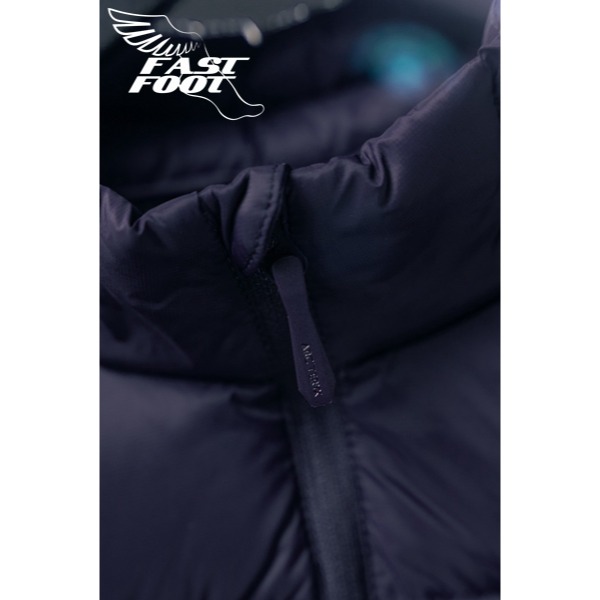 快腳🔎 ARCTERYX 始祖鳥 Cerium  VEST 羽絨背心 鵝絨 立領 保暖背心 深藍 有尺寸表-細節圖4