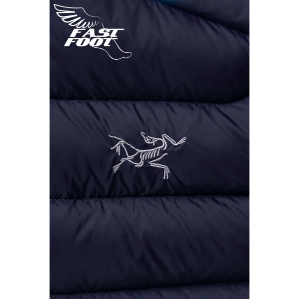 快腳🔎 ARCTERYX 始祖鳥 Cerium  VEST 羽絨背心 鵝絨 立領 保暖背心 深藍 有尺寸表-細節圖5