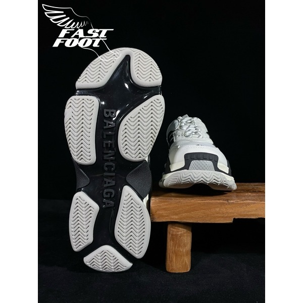 快腳🔎 BALENCIAGA Triple S x Adidas 老爹鞋 解構鞋 聯名款-細節圖9
