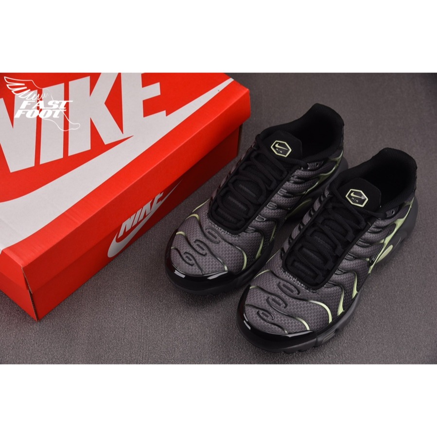 快腳🔎 Nike Air Max Plus 男鞋 灰 黑 氣墊 綠火焰 運動鞋 DM0032-035-細節圖3
