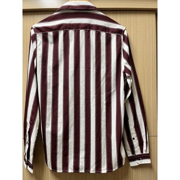 ASOS 棉柔薄長袖襯衫 酒紅白條紋 鈕扣領 彈性材質 八成新-細節圖2